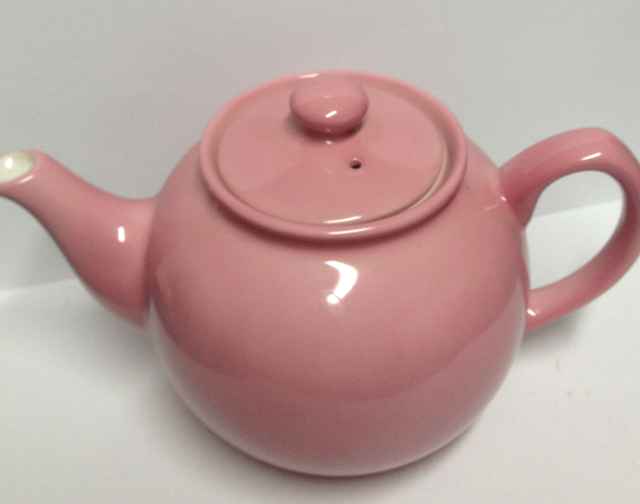Roze theepot